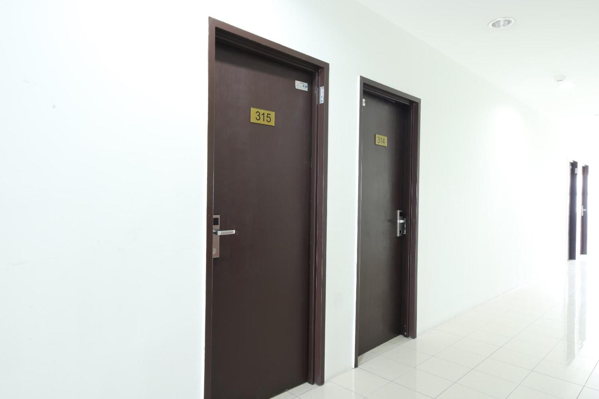 Super Oyo 502 Midah Inn 푸총 외부 사진